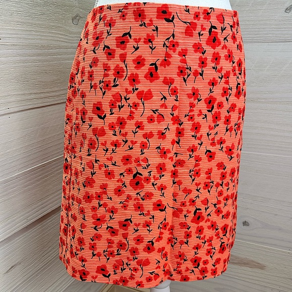 Ann Taylor Factory Dresses & Skirts - Ann Taylor Factory Floral Textured Skirt 0 FREE SHIP